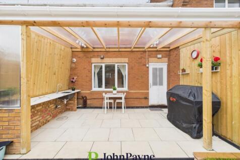 Covered Patio Area