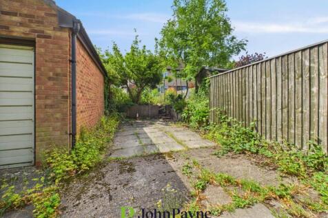 Rear Parking Bay