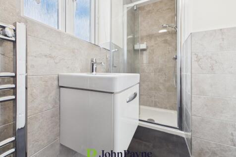 Modern Ensuite