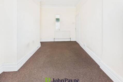Reception/Bedroom