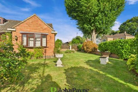 Garden To Side