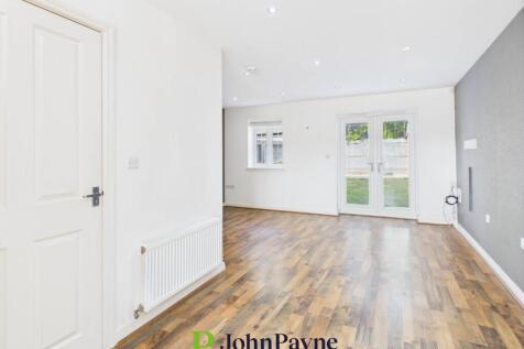 Living/Dining Area