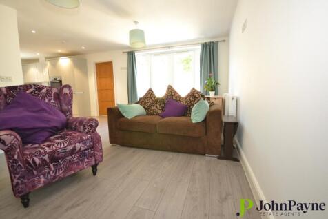 Living Dining Area