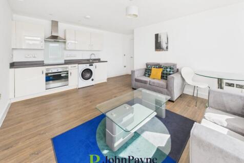 Living / Kitchen