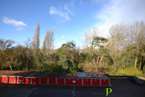 Lounge Dining Outloo