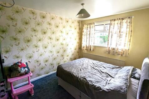Bedroom 2.jpg