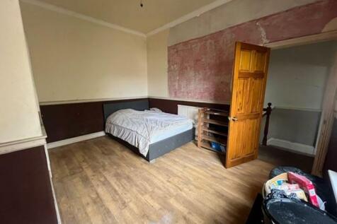 Shaw Heath bed 1.jpg