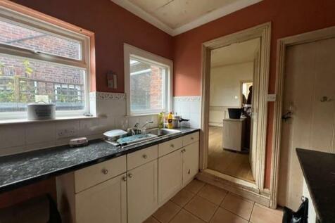Shaw Heath kitchen 2.jpg
