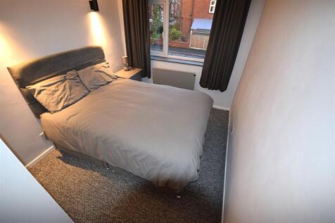 Bedroom .JPG