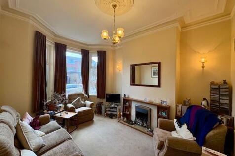 26 Lowfield 8.jpg