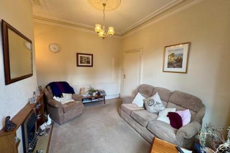 26 Lowfield 7.jpg