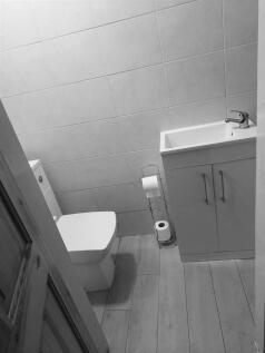34 Cherry Tree WC.jpg