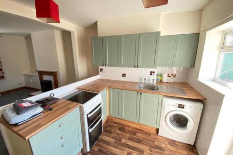 366 Buxton Road Kitchen.jpg