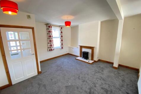 366 Buxton Road Reception.jpg