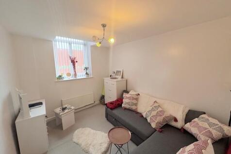 Flat 3 St Marys Bedroom Two.jpg