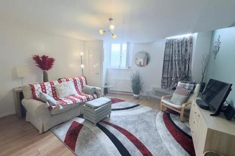 Flat 3 St Marys Living Room 2.jpg