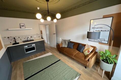 rear lounge (1).jpg