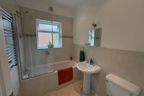 22 Adswood Terrace 14.jpg