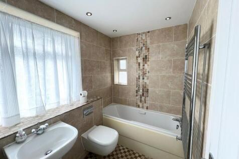 Bathroom / WC