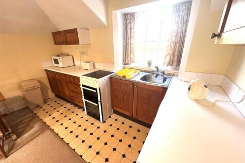 Kitchen.JPG