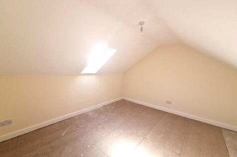 Bedroom One.jpg