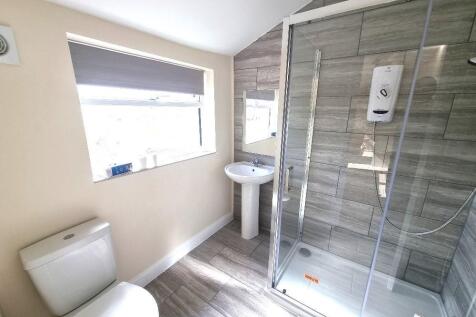 Shower Room.jpg