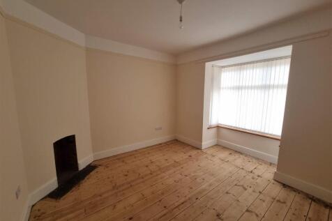 Bedroom One.jpg