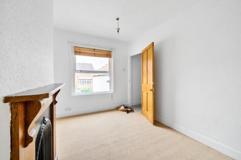 Bedroom Two v1 (Large).jpg