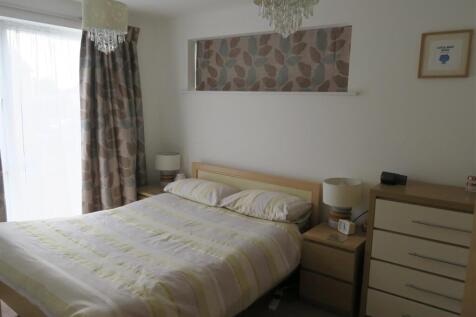 Bedroom one.JPG