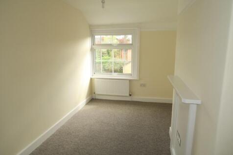 P003712 Bedroom One.JPG