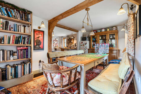 Breakfast Room