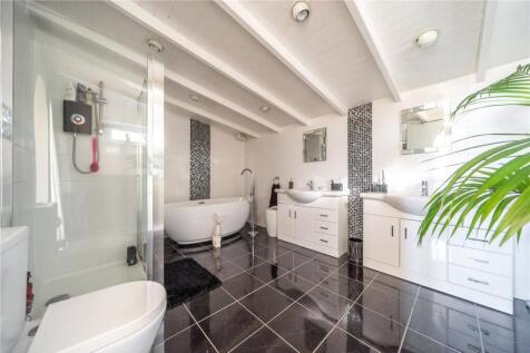 Bedroom 1 En Suite
