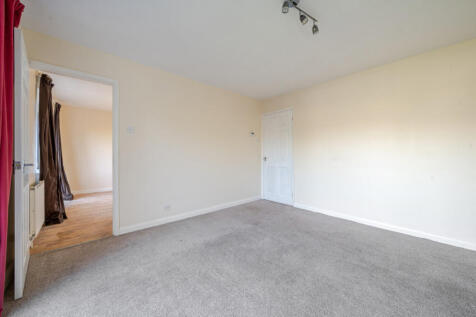 Sitting/Dining Room