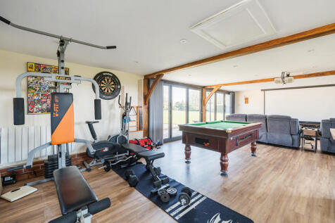 Games/Cinema/Office