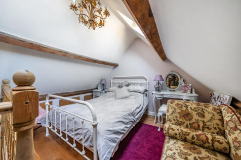 Bed 2 Mezzanine