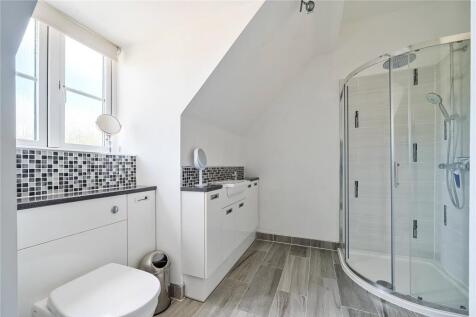 2nd Floor Bathroom