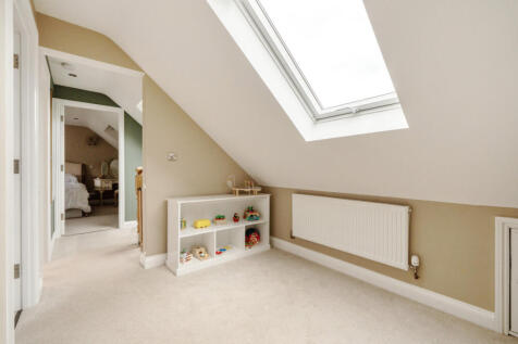 Dressing/Study Area