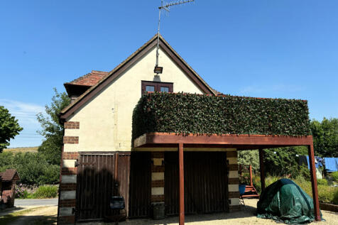 Studio Annexe for rent
