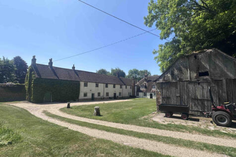 3 bedroom Cottage for rent