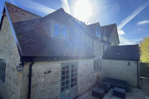 3 bedroom Cottage for rent