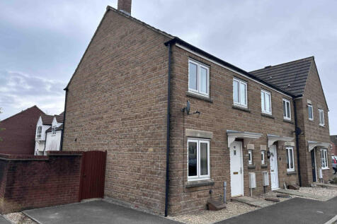 3 Bedroom End Of Terraced House