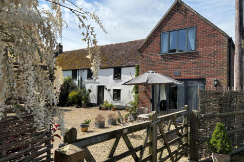 2 bedroom Barn Conversion for rent