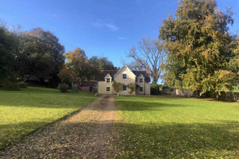 Three-bedroom country residence.