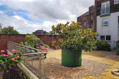 Residents Courtyard