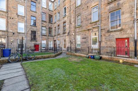 Rear Courtyard