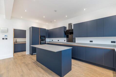 Kitchen To Util