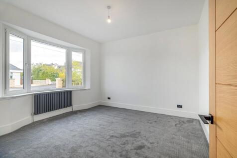 Living/Bedroom 7