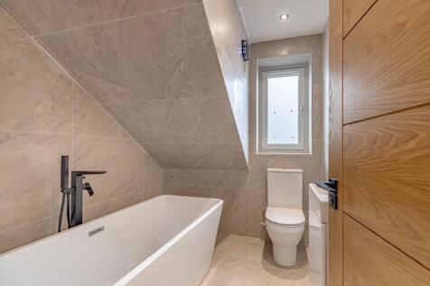 Upper Bathroom