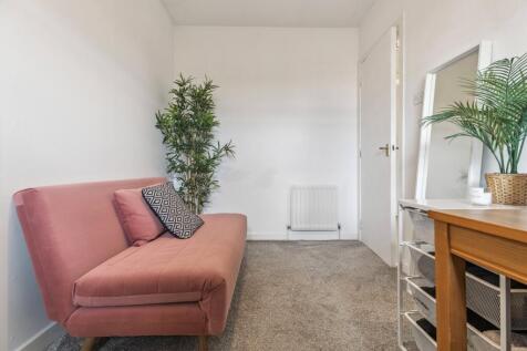 Bed 2/Office