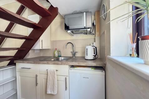 Annex - Kitchenette